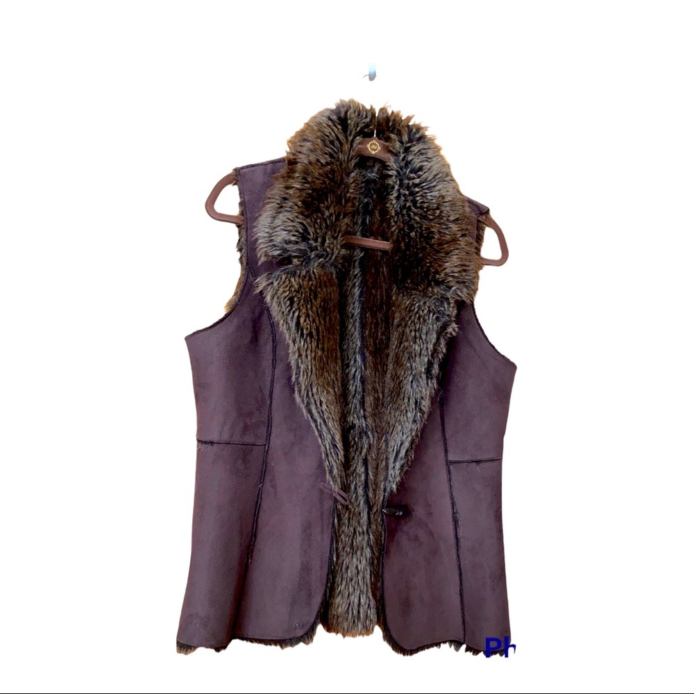 Vintage fur vest size M women
